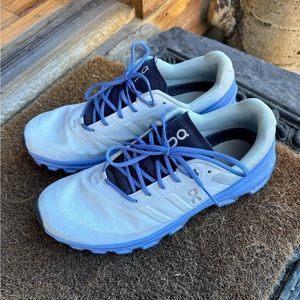 Women’s On Running trainers